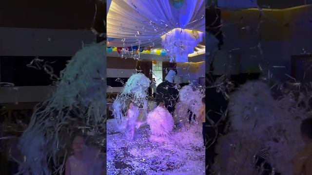 Бумажный дождь на детской вечеринке от Короли Веселья в СПб