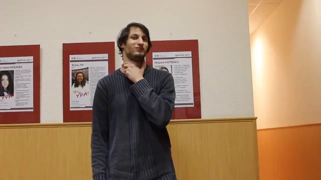 Невербальная коммуникация в Аргентине. Жест 6.