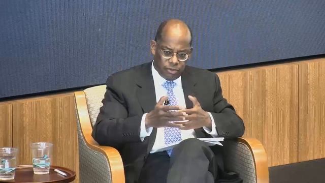 Roger Ferguson | Leadership Lessons смотреть онлайн