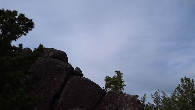 Распил под наклоном применялся для обрушения части скалы, а цель засыпать то что находилось рядом смотреть онлайн