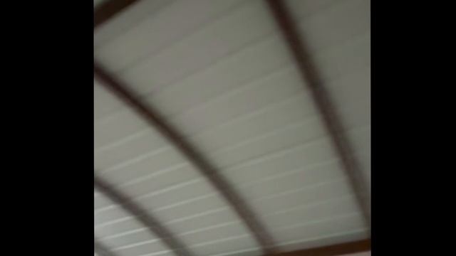 Полуарочный навес для машины в Киевском районе Донецка. Частный сектор.