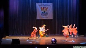 Танцевальный коллектив "Фишки". Танец "Карлсон и конфеты"