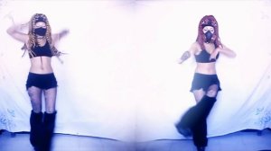 Industrial Dance- Cyrax and Sektor (C-Rex)