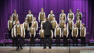 "Крылатое сердце мальчишки". Исполняет старший хор капеллы мальчиков "Орлята", солист Глеб Фёдоров