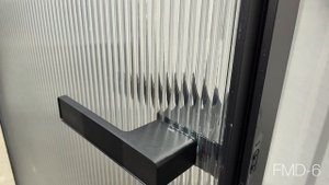 FMD-6. Дверь тонкая алюминиевая межкомнатная 800х2000, стекло рифленное прозрачное