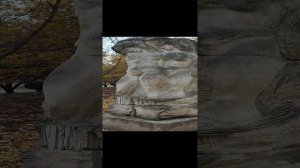 Скульптура "Сны амазонки", если не знать, что это "Сны". Бульвар им. Пушкина в Донецке. Прогулки