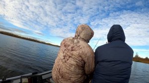 Скорость Китт Боатс 370 Кашалот под Тохацу 9,9