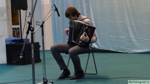 Матросский танец "Яблочко". Исполняет Прохоров Артем (баян)