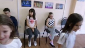 Занятие по фотопозированию и актерскому мастерству в детской школе моделинга ELIT MODEL KIDS