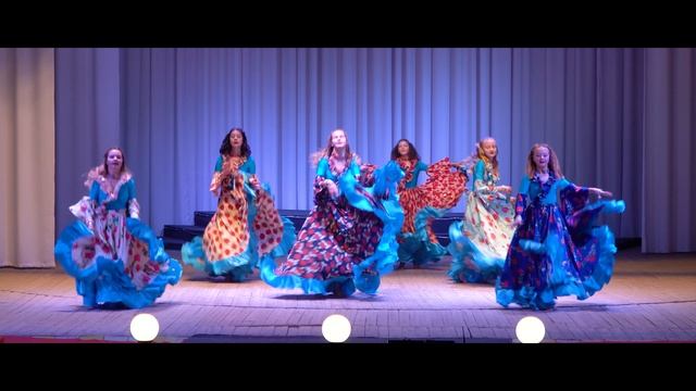 Цыганский танец