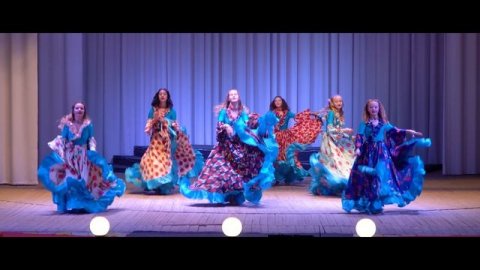 Цыганский танец