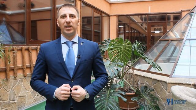 Как управлять сотрудниками? Вовлекать или пинать? смотреть онлайн