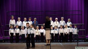 Хор подготовительного отделения капеллы мальчиков "Орлята". "Нету мамочки добрей"