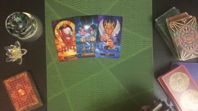 Что мужчина сейчас думает о вас. Его планы, намерения к вам. Перспективы отношений с ним. смотреть онлайн