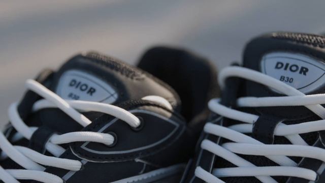 2023 Dior B30 Fake vs Real смотреть онлайн