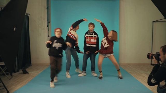 ШМЕЛЬ vs SHOESLEL - Мохнатый шмель | Короткий ролик SHOESLEL ❤️ смотреть онлайн