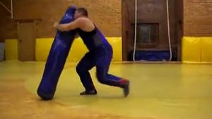 Красивый бросок с прогибом