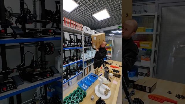 Ещё один 3Д принтер пришёл ♂️. Пополняем студию 3Д печати.