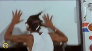 Самый угарный момент из фильма "Не грози Южному централу, попивая у себя сок в квартале"
