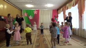 Танец "Летка-енка", младшая группа №12