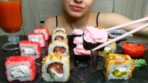 MUKBANG СУШИ И РОЛЛЫ ЗА МНОЙ СЛЕДЯТ НА МАШИНЕ  #калашниковамукбанг