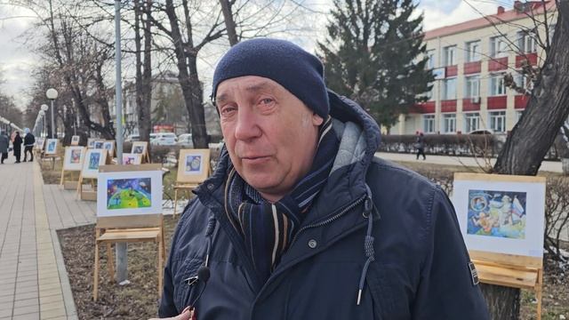 12 апреля «липовая аллея» нашего города превратилась в «Космический Арбат».