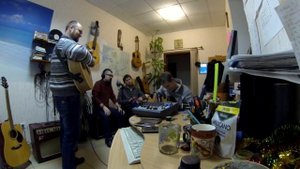 уж ты бабочка молоденькая