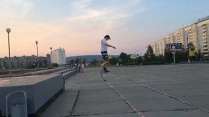 Юрбас прыгает на Джоли джамперах