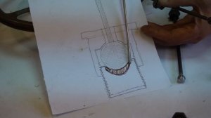 Как убрать стук у швейной машины с ножным приводом (тумбой)?