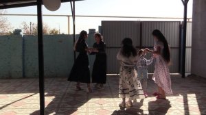 РОМА ПЛАЩУН КРЕСТИТ  ВНУКА АНДРЕЯ 1 Ч.