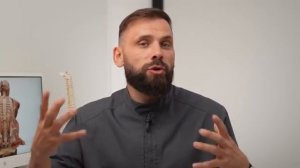 Только ЭТО упражнение снимет боль и омолодит спину за 3 минуты! (360p).mp4