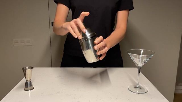 Инструкция по приготовлению коктейлей от Shake Me смотреть онлайн