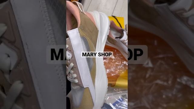 Кроссовки Fendi смотреть онлайн