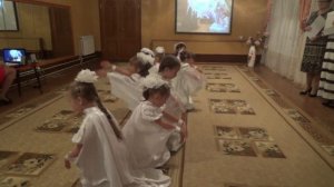 Танец "Богомолица" исполняют девочки подг. группы №9 МБДОУ "ЦРР - д/с "Сказка"