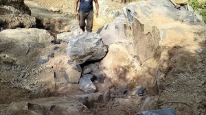 Строительство, сила Паджу дуа, раскалывающего камни, продолжение