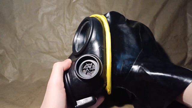 Противогаз S10  Gas mask S10