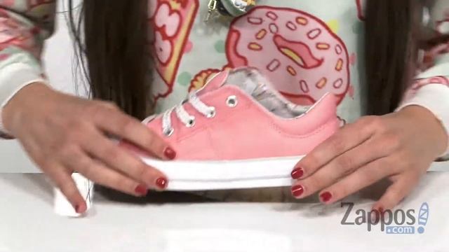 Converse Kids Chuck Taylor® All Star® Madison Llama - Ox (Little Kid/Big Kid) SKU: 9280114 смотреть онлайн