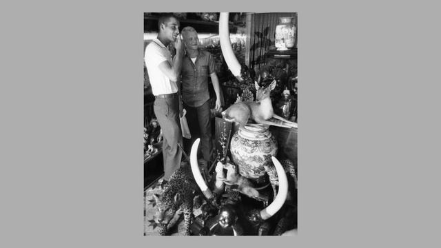 What Does It Take To Photograph With Compassion In An Inhumane War? смотреть онлайн