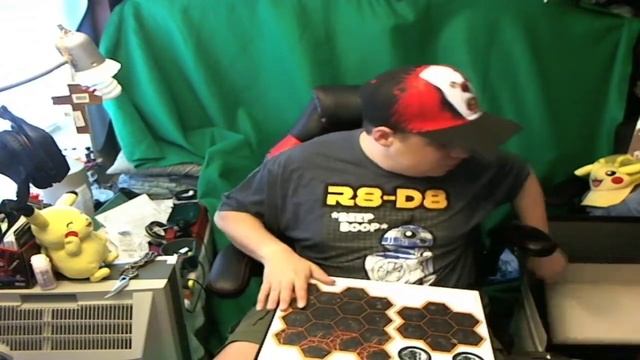 WHAT IS IN THIS BOX??????????? WATCH TO FIND OUT XD смотреть онлайн