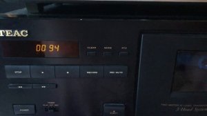 TEAC V-3000 - кассетная дека, "супер-танк" из Японии