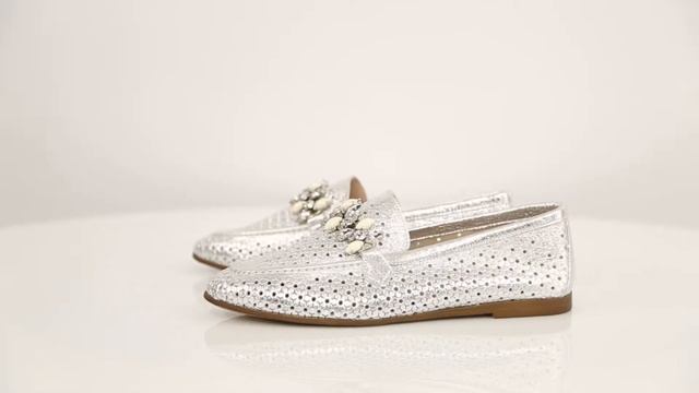 ТУФЛИ С ПЕРФОРАЦИЕЙ 013428, ЦВЕТ СЕРЕБРО смотреть онлайн