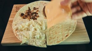 Бургер из лаваша " Карри-чеснок"