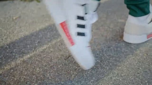 FORUM EXHIBIT LOW SHOESREIMAGINED ARCHIVE-INSPIRED SHOES MADE IN PART WITH RECYCLED CONTENT. смотреть онлайн