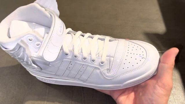 Adidas Forum Hi Wings 4.0 Jeremy Scott White Opal Shoes смотреть онлайн