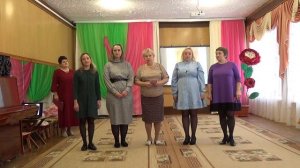 "Самая прекрасная из женщин..." - стих читают мамы детей средней группы №5