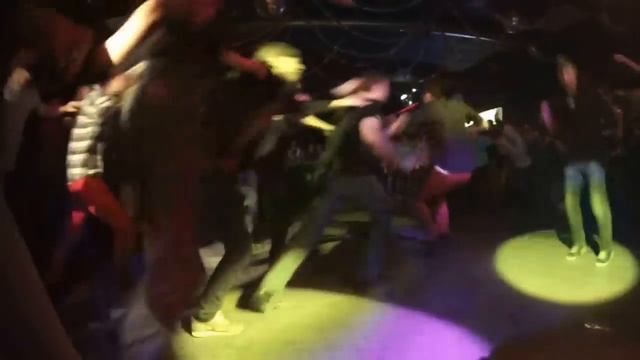 Plan B, Москва 02.01.2014 Панк-елка, Plush fish wall of death смотреть онлайн