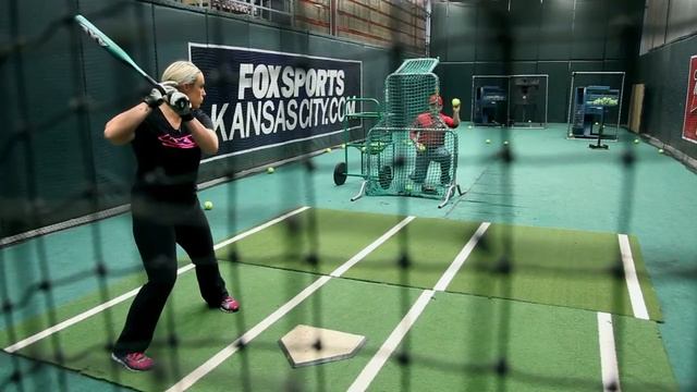 Axe Danielle Lawrie Signature Fastpitch Softball Bat: L136B смотреть онлайн