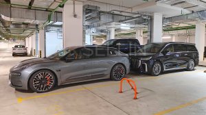 Заезд в паркинг с ул. Краснобогатырская