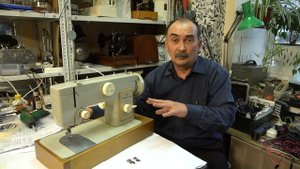 Как обработать край изделия зигзагом на Чайке?