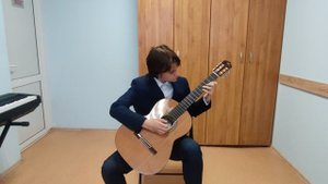 Лейнартас Артём, Ф. Сор Этюд Ми мажор